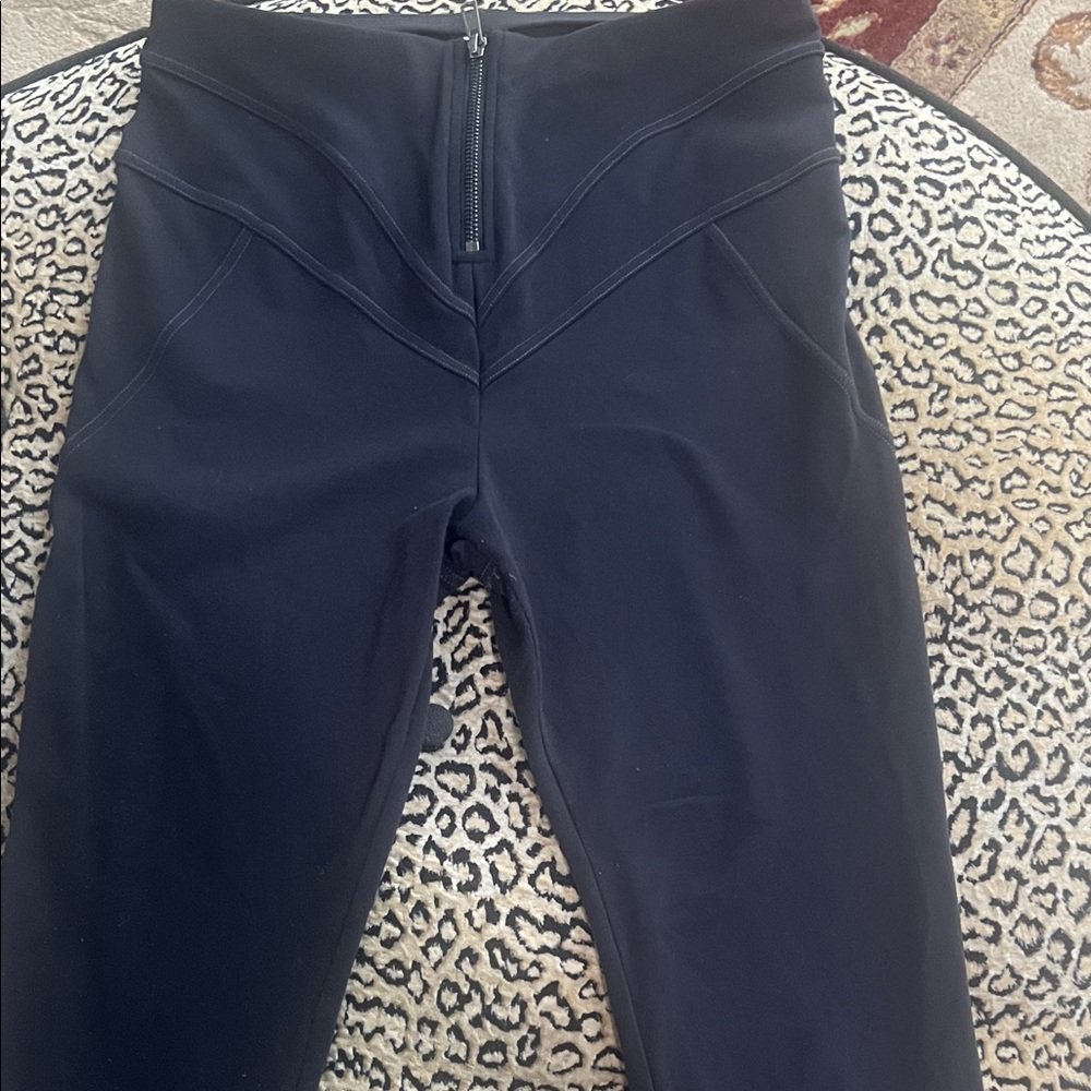 ALO Yoga Black Leggings